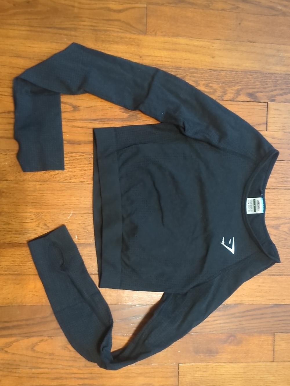 charcoal black gymshark long sleeve crop